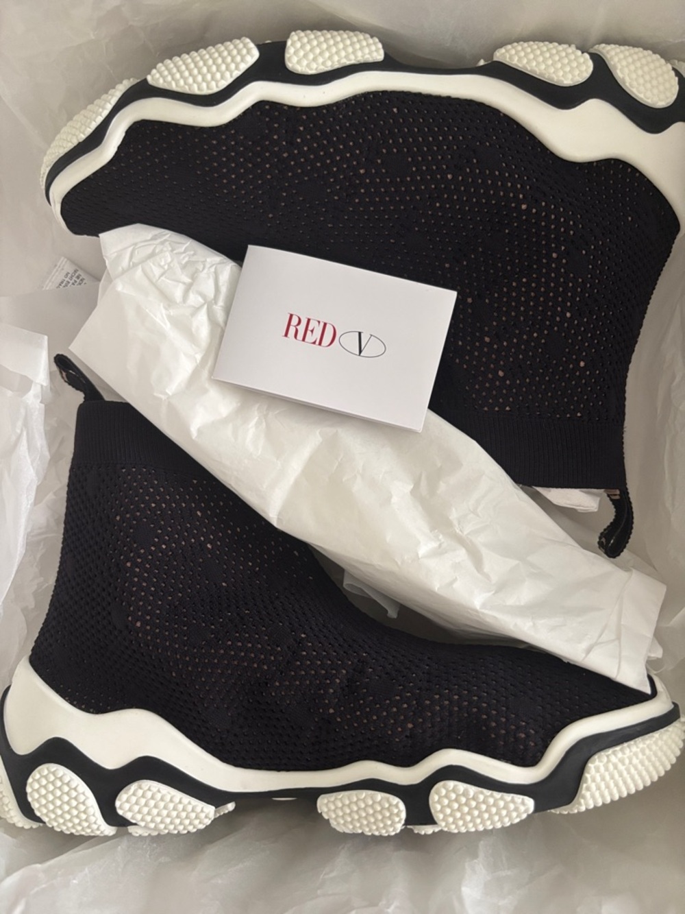 VALENTINO RED(V) Black Knit Slip-On Sneakers with White Accents